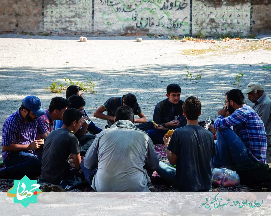 تصویر 50 گالری